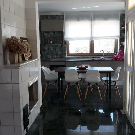 Modern & Spacious 2 Bedroom Ap. Center *