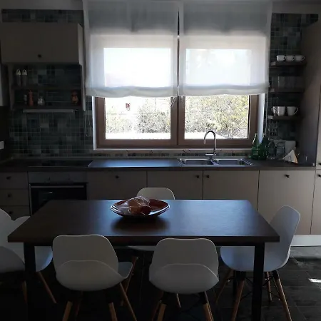 Modern & Spacious 2 Bedroom Ap. Center شقة ييلسا